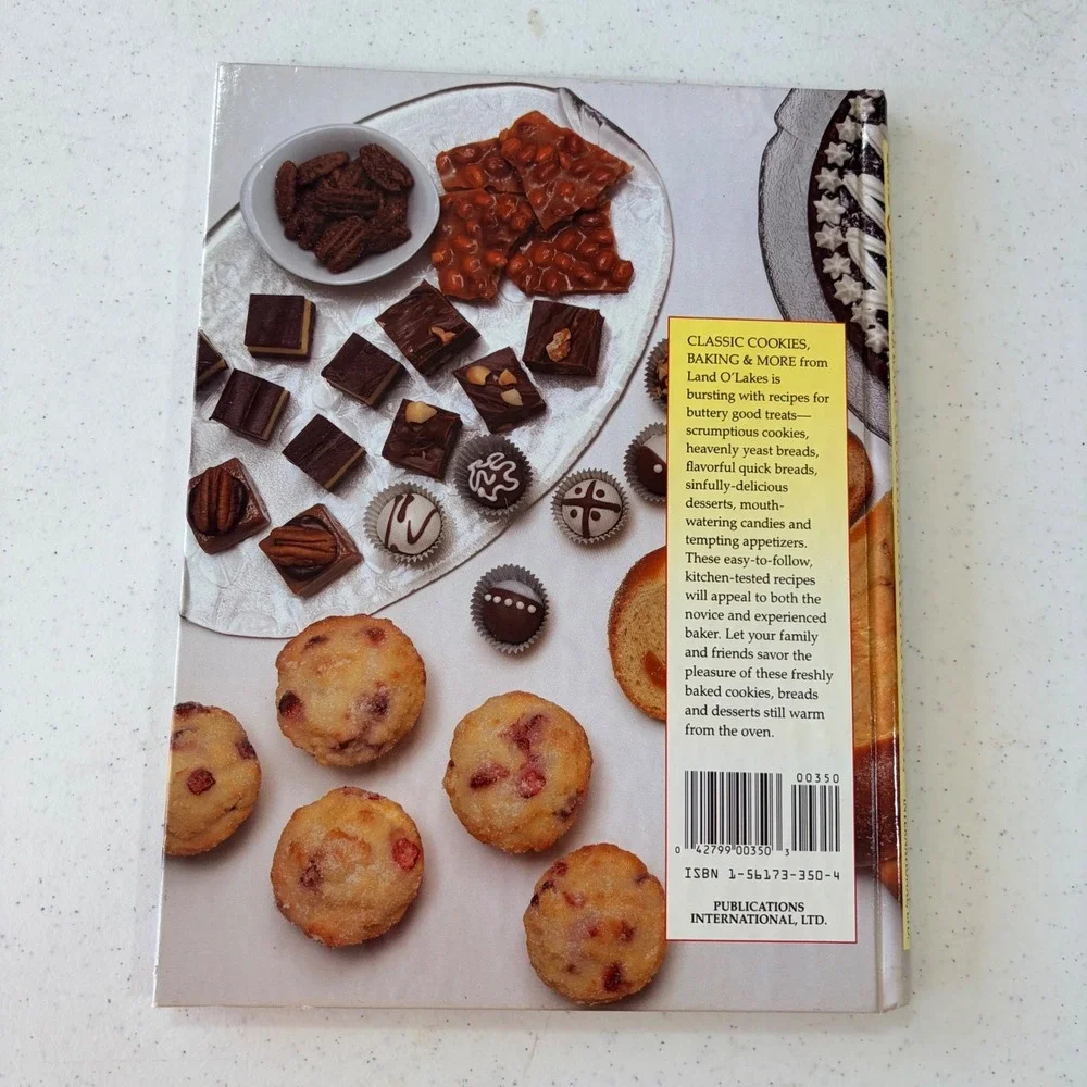Land O Lakes Classic Cookies Baking & More 1991 Vintage Spiral Cookbook